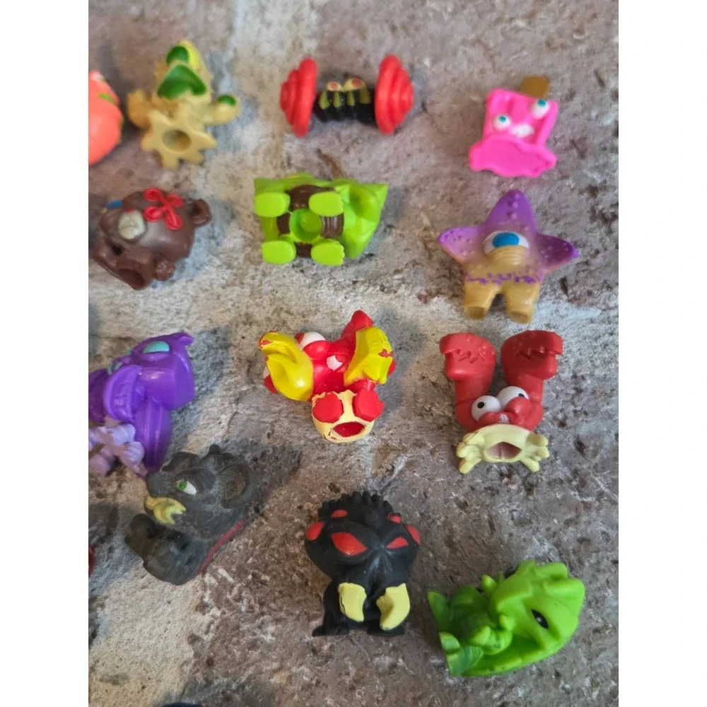 Flush Force Spin Master Series Rubber Figures 36 Pc Lot